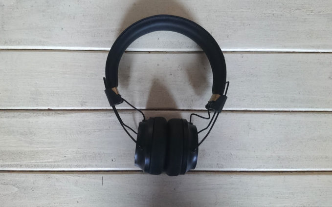 Sudio Regent headphones