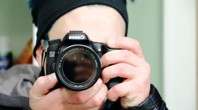 DSLR camera